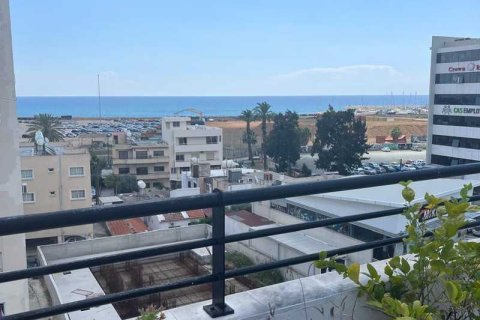 3 dormitorios Penthouse en Larnaca, Cyprus No. 76515 1