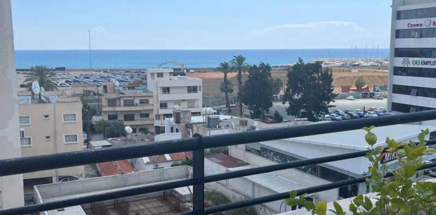 3 dormitorios Penthouse en Larnaca, Cyprus No. 76515