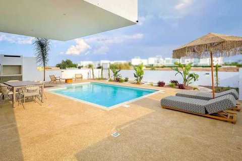 3 bedrooms Villa in Protaras, Cyprus No. 30471 1