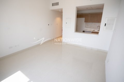 1 bedroom Apartment in Al Reem Island, UAE No. 4192 2