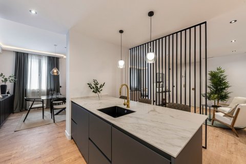 3 dormitorios Apartment en Madrid, Spain No. 26821 7