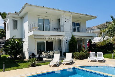 3+1 Apartment in Kemer, Turkey No. 16649 8