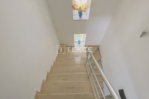 3+1 Apartment en Kemer, Turkey No. 16649 4