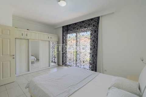 3+1 Apartment in Kemer, Turkey No. 16649 12