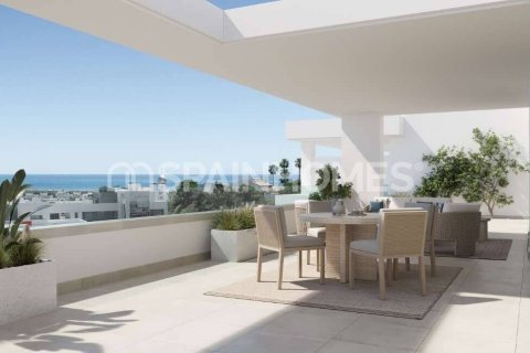 4 bedrooms Apartment in Estepona, Spain No. 47178 1