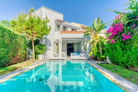 4 bedrooms Villa in Agios Tychonas, Cyprus No. 65346 1