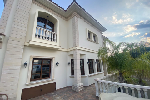 4 bedrooms Villa in Lakatamia, Cyprus No. 65348 6