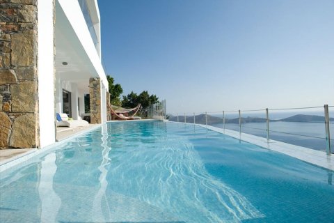 4 bedrooms Villa in Agios Nikolaos, Greece No. 56009 1