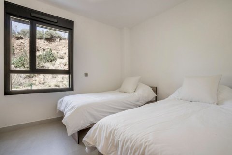 3 dormitorios Apartment en La Quinta, Spain No. 27429 8