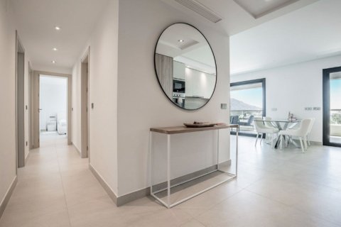 3 dormitorios Apartment en La Quinta, Spain No. 27429 17