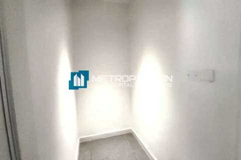 1 bedroom Apartment in Al Reem Island, UAE No. 5469 11