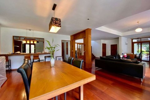 4 bedrooms House in Chiang Mai, Thailand No. 2559 6