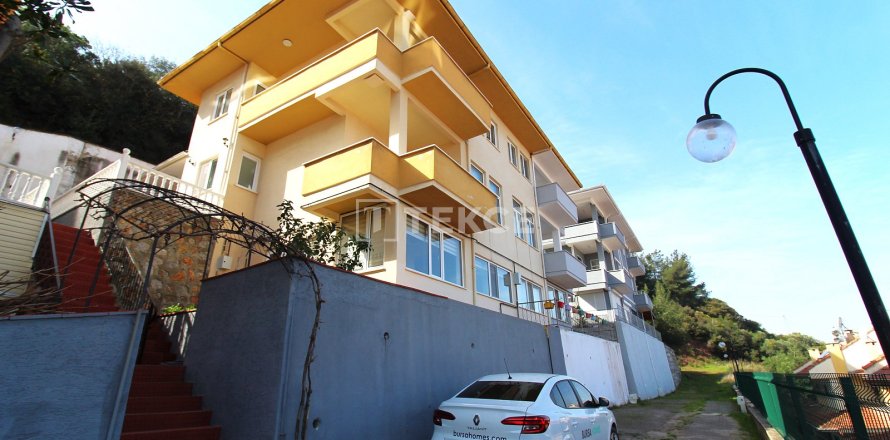 3+2 Villa in Gemlik, Turkey No. 21056