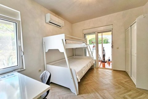 4 rooms Villa in Kargicak, Turkey No. 21242 4