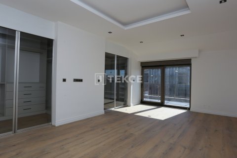 4+1 Villa in Antalya, Turkey No. 12712 12