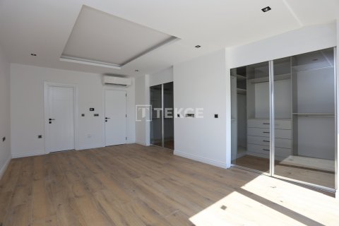 4+1 Villa en Antalya, Turkey No. 12712 13