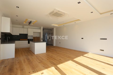 4+1 Villa in Antalya, Turkey No. 12712 10