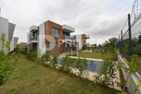 5 rooms Villa in Antalya, Turkey No. 12679 2