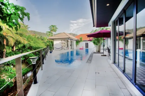 4 bedrooms Villa in Phuket, Thailand No. 342 30