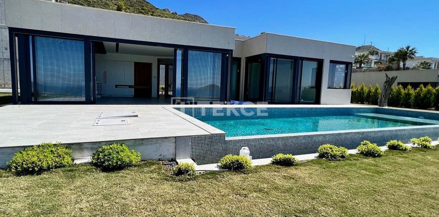 4+1 Villa en Bodrum, Turkey No. 11068