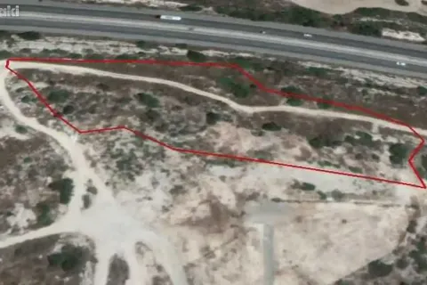 9183m² Land in Agios Tychonas, Cyprus No. 35685 1