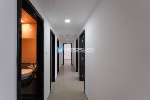 3 bedrooms Apartment in Al Reef, UAE No. 5923 11