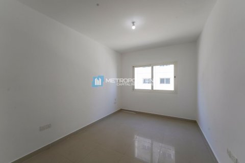 3 bedrooms Apartment in Al Reef, UAE No. 5923 5