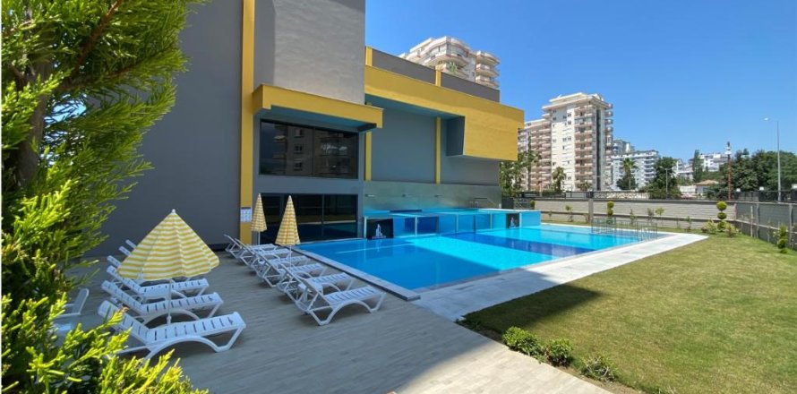 0+4 Apartment en Mahmutlar, Turkey No. 21834