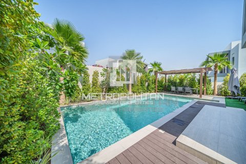 4 bedrooms Villa in Sidra Villas, UAE No. 7899 2