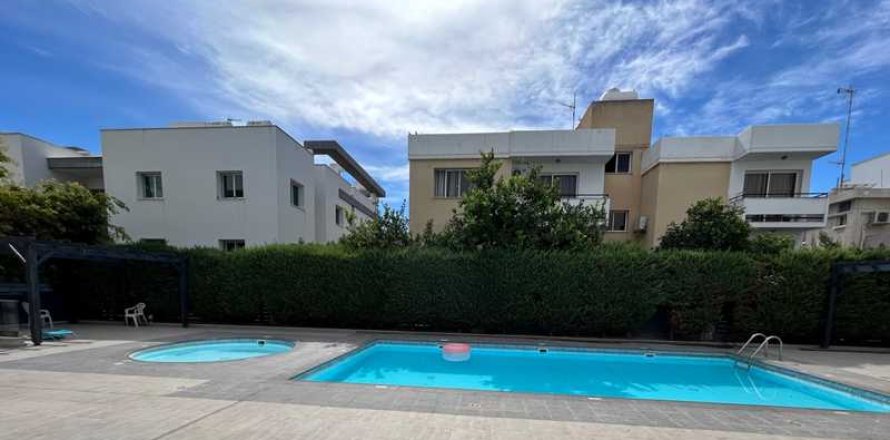 3 dormitorios Apartment en Germasogeia, Cyprus No. 65730