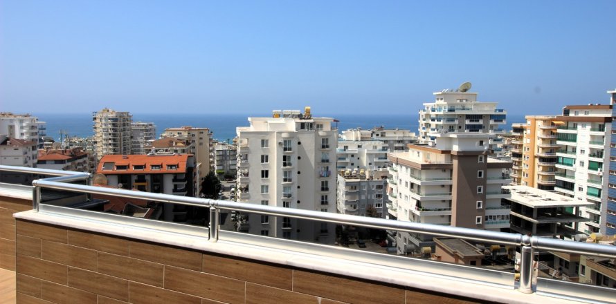 2+2 Penthouse in Mahmutlar, Turkey No. 15767