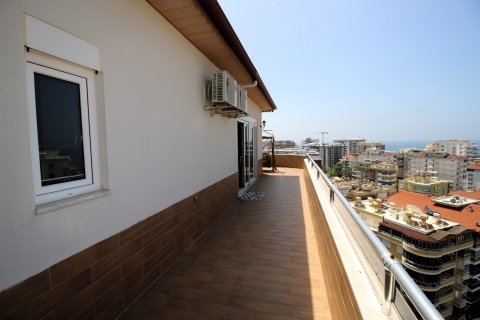 2+2 Penthouse in Mahmutlar, Turkey No. 15767 15