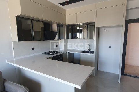 2+1 Apartment in Aksu, Turkey No. 16665 17