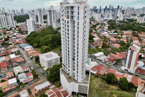 2 dormitorios Apartment en Panamá, Panama No. 70640 1