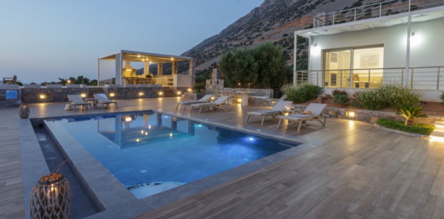 3 bedrooms Villa in Lasithi, Greece No. 23959