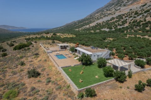 3 bedrooms Villa in Lasithi, Greece No. 23959 2