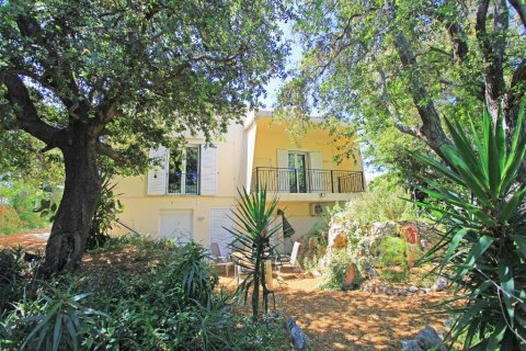 3 bedrooms Villa in Chania, Greece No. 24013 1