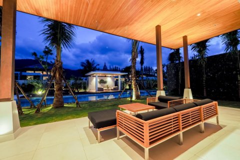 3 bedrooms Villa in Phuket, Thailand No. 938 20