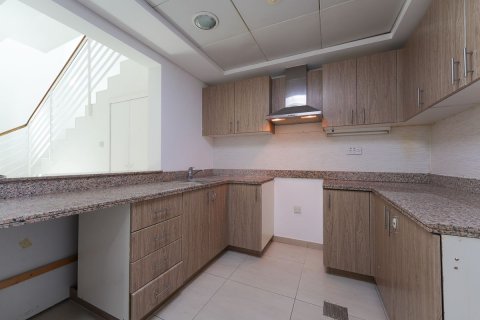 2 bedrooms Townhouse in Al Ghadeer, UAE No. 22439 3