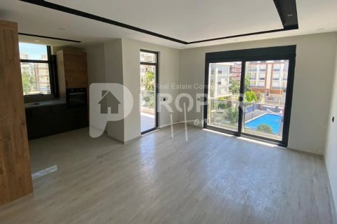 3 rooms Appartement à Konyaalti, Turkey No. 11489 11