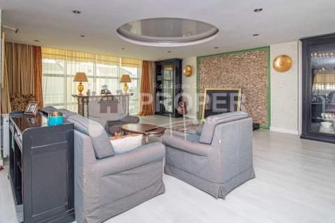 5 rooms Apartment in Konyaalti, Turkey No. 11490 22