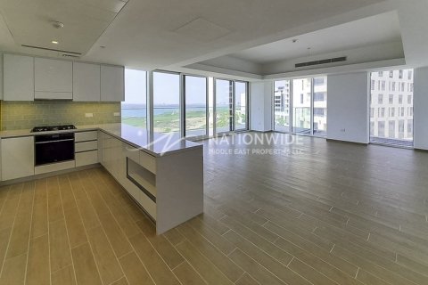 3 bedrooms Apartment on the Yas Island, UAE No. 3425 3