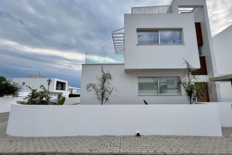 3 bedrooms Villa in Ayia Napa, Cyprus No. 64821 11