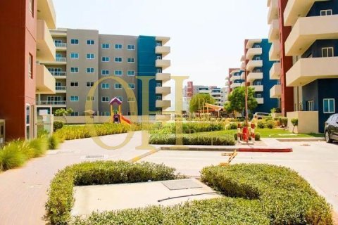 2 bedrooms Apartment in Al Reef, UAE No. 8408 1