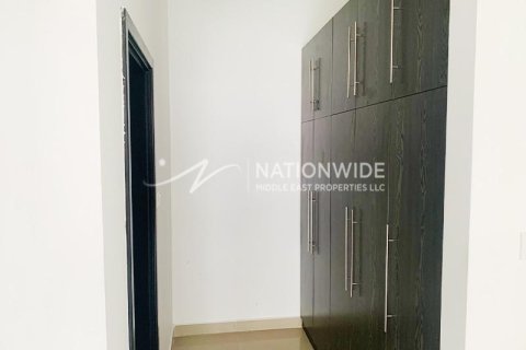 3 bedrooms Apartment in Al Reef, UAE No. 3898 3