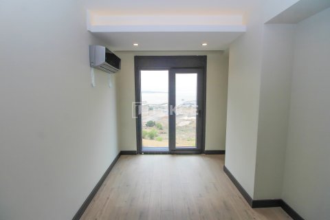 4+2 Apartment in Tuzla, Turkey No. 12005 10