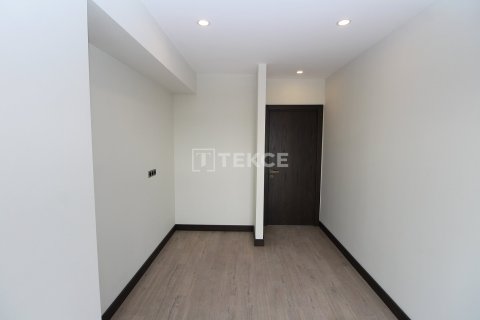 4+2 Apartment in Tuzla, Turkey No. 12005 9