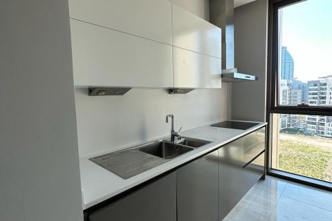 2+1 Apartment en Istanbul, Turkey No. 15608 8