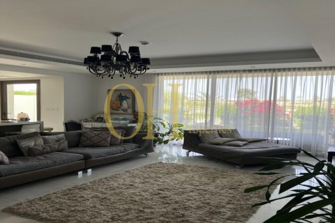 4 bedrooms Villa on the Yas Acres, UAE No. 61245 10