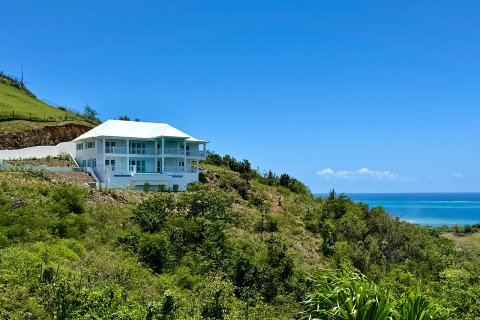 3 bedrooms Villa in Johnsons Point, Antigua and Barbuda No. 64989 2